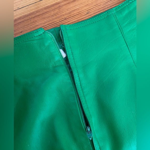 Vintage 80s Genuine Leather Pencil Skirt High Waist knee length skirt made Italy - Picture 10 of 16